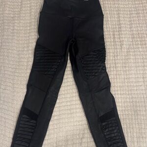 ALO Yoga Black Ribbed Leggings